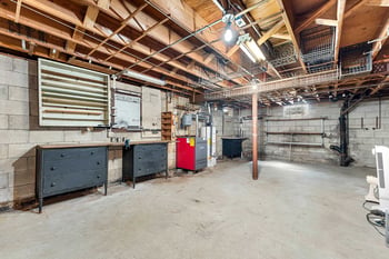3024 Finger Rd, Green Bay, WI 54311