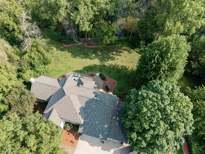 W8678 Hillview Rd, Hortonville, WI 54944