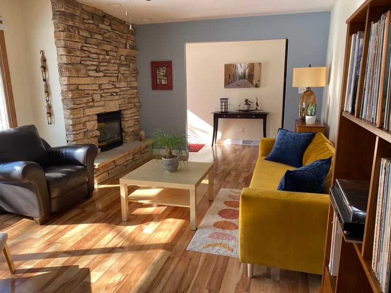 2627 Oakcrest Dr, Neenah, WI 54956-4322