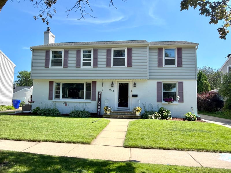 513 Lindbergh St, Appleton, WI 54911-2833