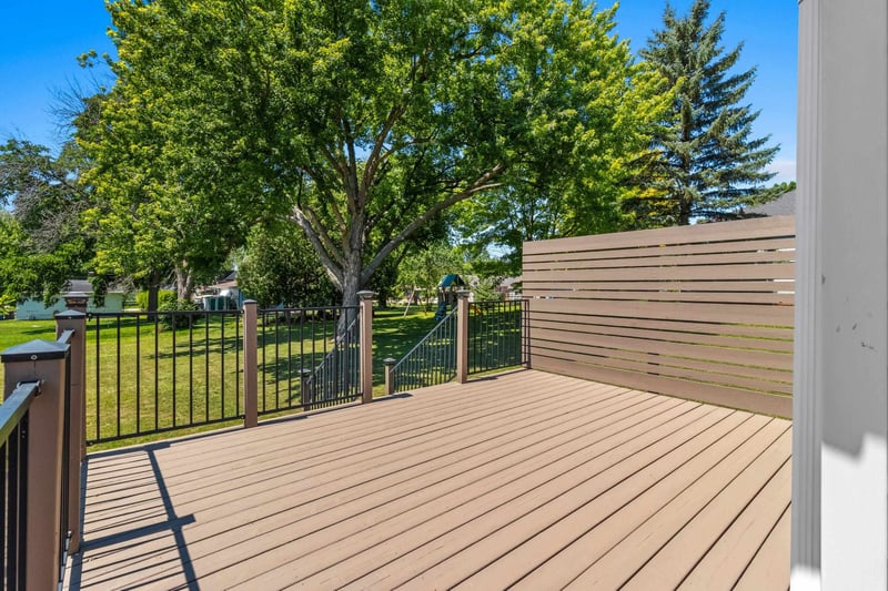 535 Webster Ave, Omro, WI 54963