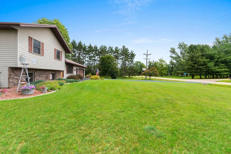 W7264 Belle Plaine Ave, Shawano, WI 54166-0000
