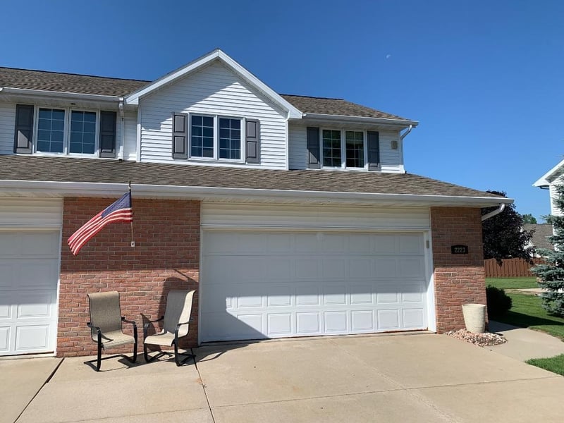 2223 Hopf Ln, De Pere, WI 54115-8119