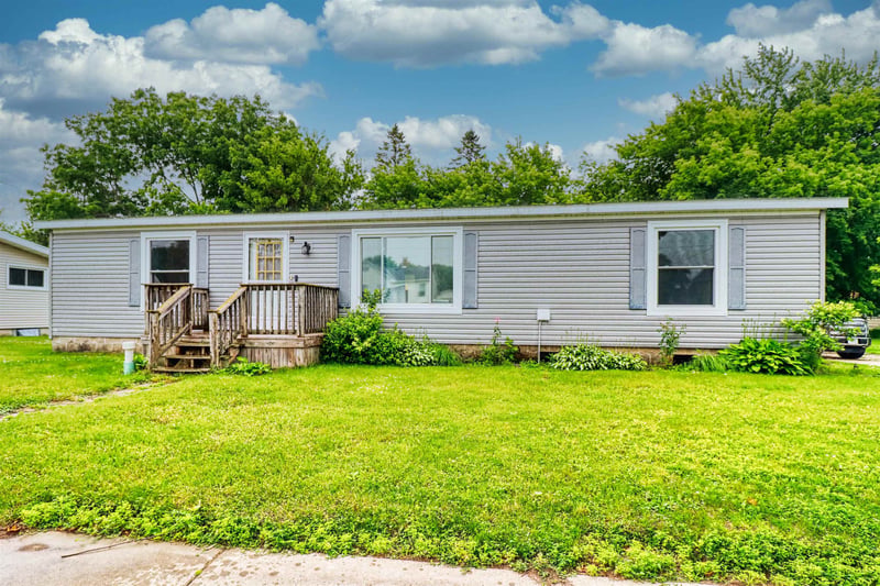 216 Erie Ave, Oconto, WI 54153