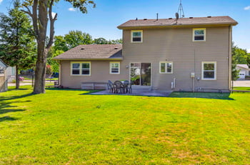 1235 Westhaven Dr, Oshkosh, WI 54904