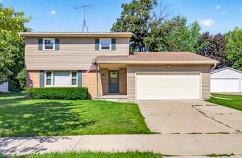 1235 Westhaven Dr, Oshkosh, WI 54904