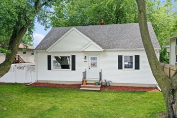 1643 Mason St, Green Bay, WI 54303-2365