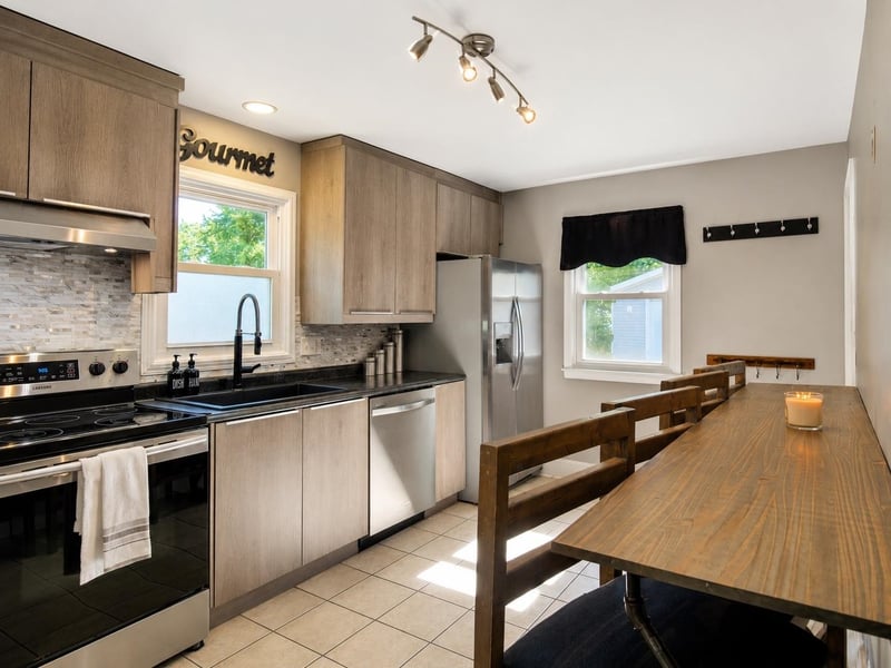 1844 Jefferson St, Appleton, WI 54915
