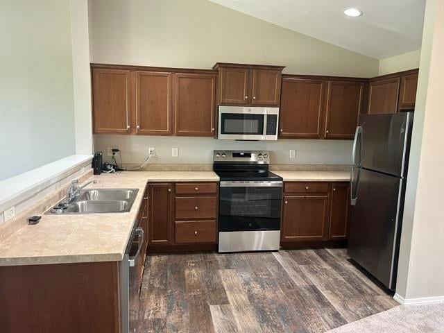 1685 Main Cir #1, De Pere, WI 54115-3941