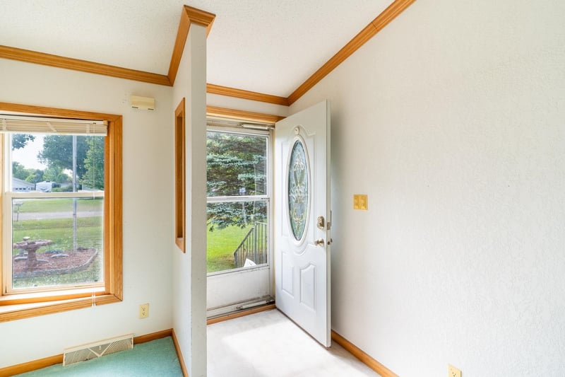 1274 Melissa Blvd, Little Suamico, WI 54141-8965