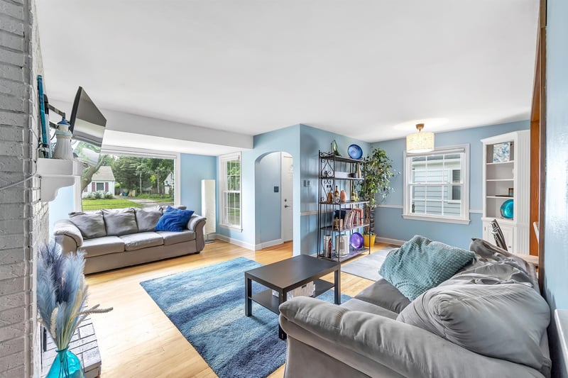 829 Ethel Ave, Green Bay, WI 54303-3959