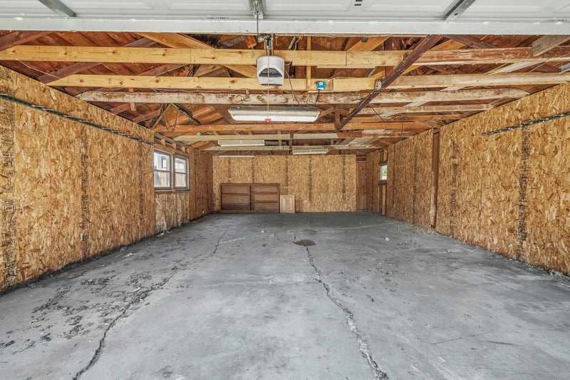 965 Betty Ave, Neenah, WI 54956