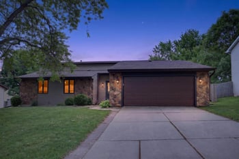 2554 Wildflower Row, Green Bay, WI 54311