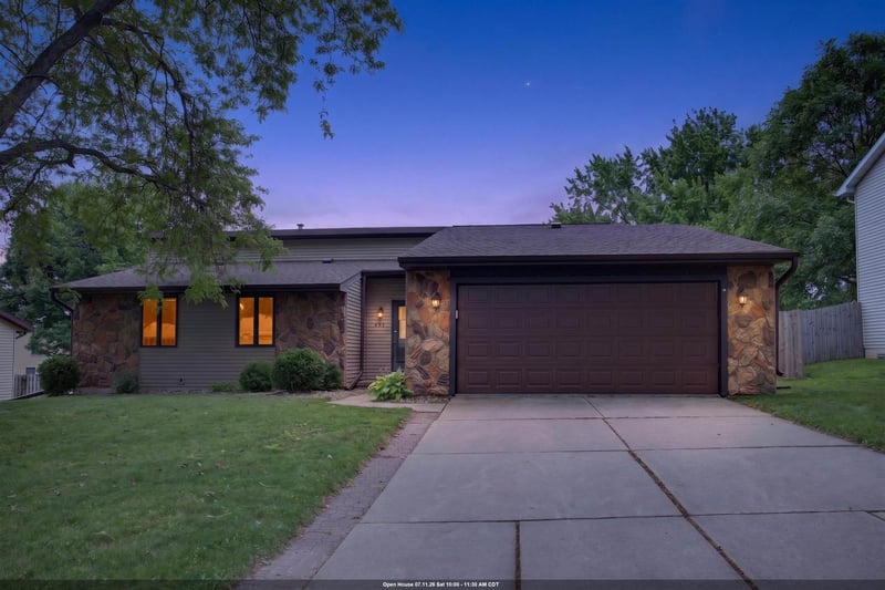 2554 Wildflower Row, Green Bay, WI 54311