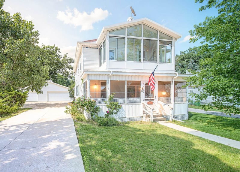 210 Brook St, Suring, WI 54174