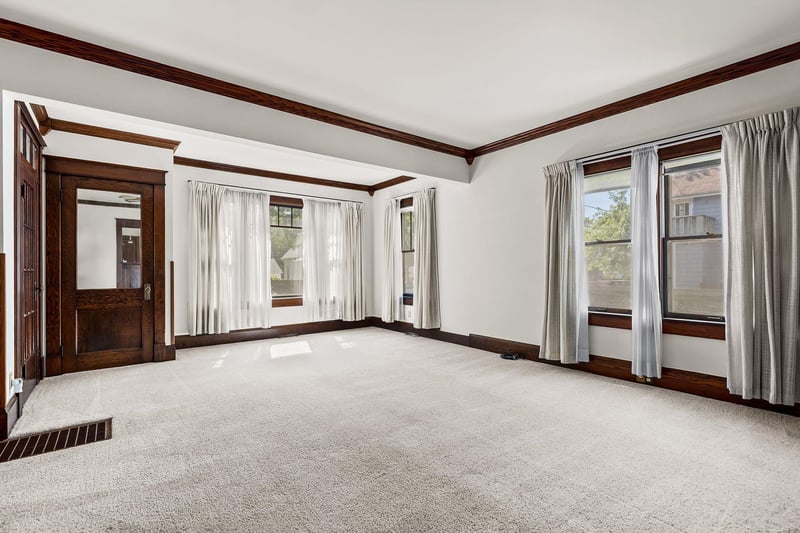 1113 State St, Appleton, WI 54915