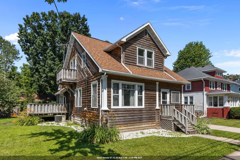 1113 State St, Appleton, WI 54915