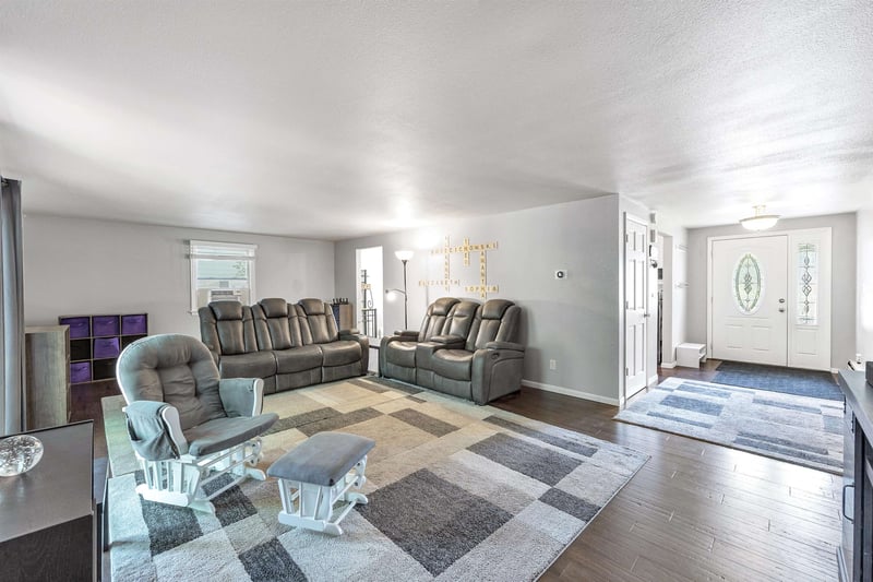 2136 9th St, Green Bay, WI 54304
