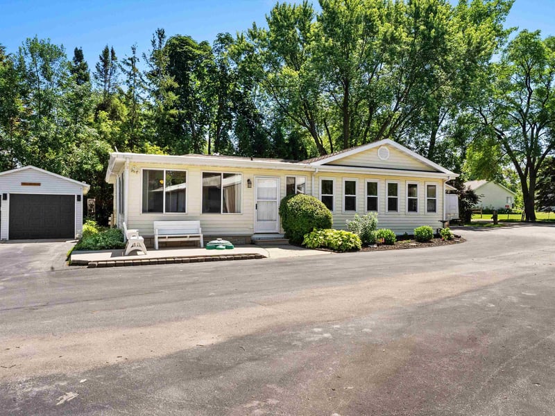 E0112 Paque Ln, Luxemburg, WI 54217