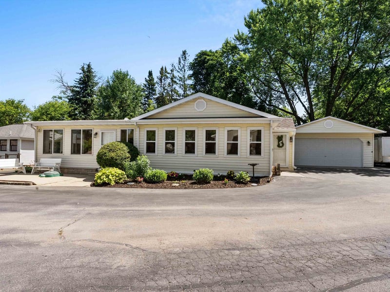 E0112 Paque Ln, Luxemburg, WI 54217
