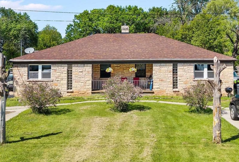 1269 Garland St, Green Bay, WI 54301
