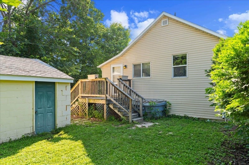 1225 Marshall Ave, Green Bay, WI 54303-4223
