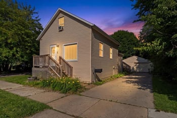 1225 Marshall Ave, Green Bay, WI 54303-4223