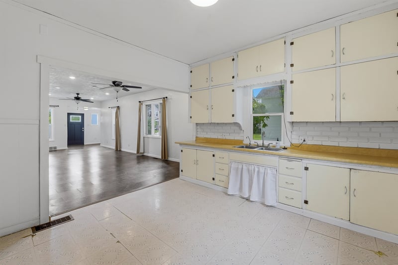 615 Bateman St, Appleton, WI 54911-4903