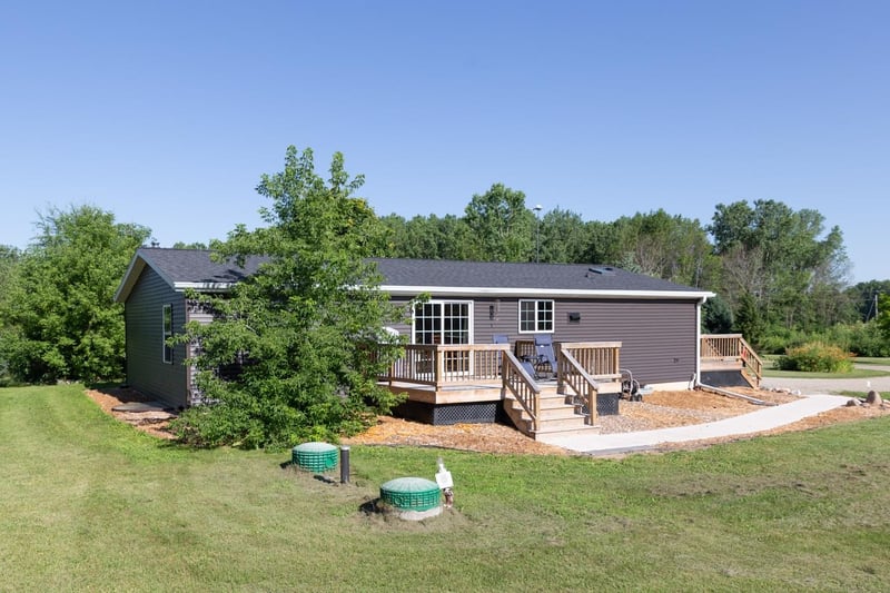 2941 Huebscher Rd, Abrams, WI 54101