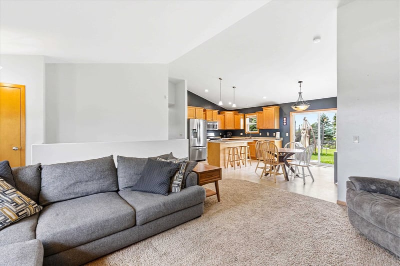 N9433 Evan St, Appleton, WI 54915