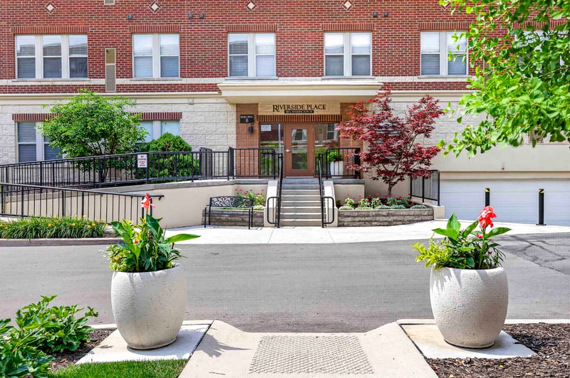 118 Washington St #326A, Green Bay, WI 54301