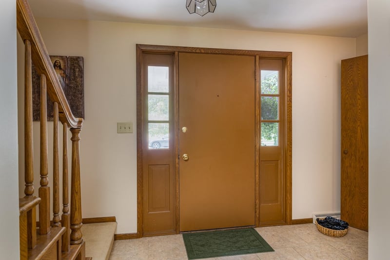 1715 Viola St, Appleton, WI 54911
