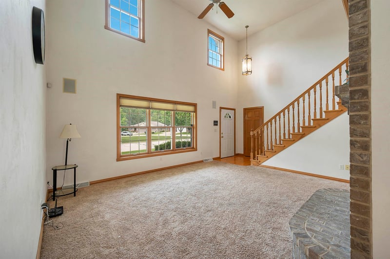 2501 Lopez Ln, Green Bay, WI 54311