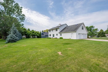 2501 Lopez Ln, Green Bay, WI 54311