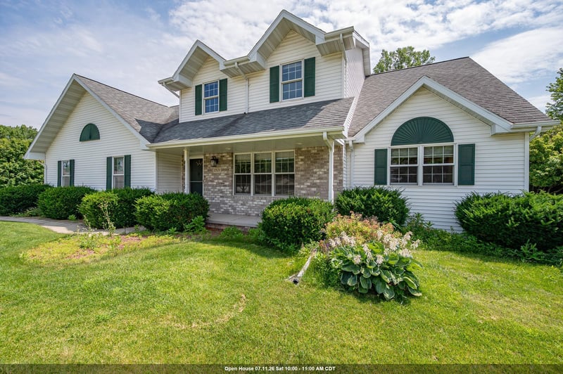 2501 Lopez Ln, Green Bay, WI 54311