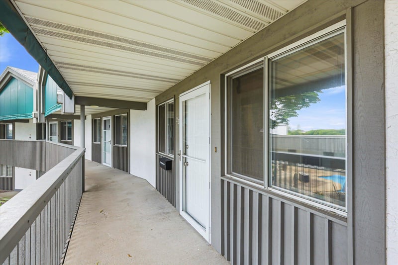 1001 Oneida St #2E, Appleton, WI 54915
