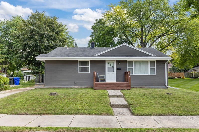 128 Mckinley St, Kaukauna, WI 54130