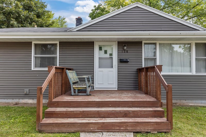 128 Mckinley St, Kaukauna, WI 54130