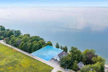 5153 Edgewater Beach Rd, Green Bay, WI 54311-9731