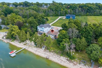 5153 Edgewater Beach Rd, Green Bay, WI 54311-9731