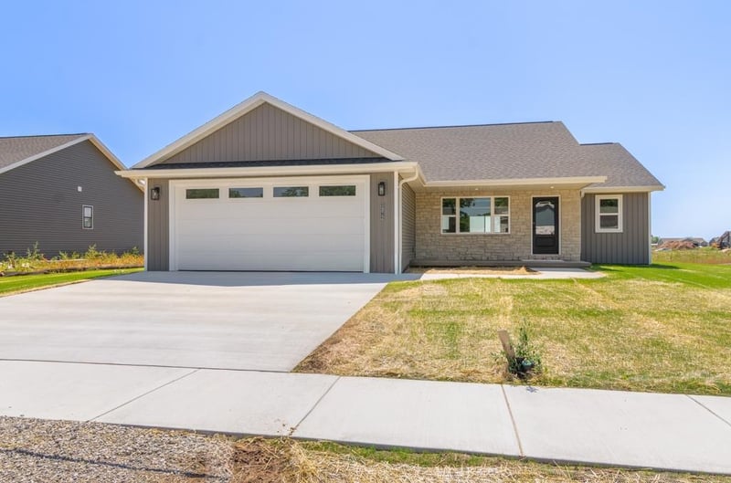 N3972 Wettering Way, Kaukauna, WI 54130