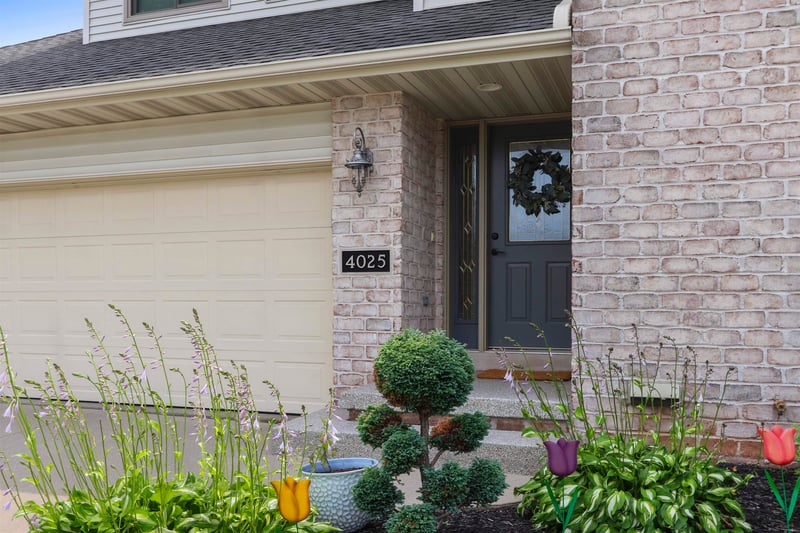 4025 Ponce De Leon Blvd, Hobart, WI 54155