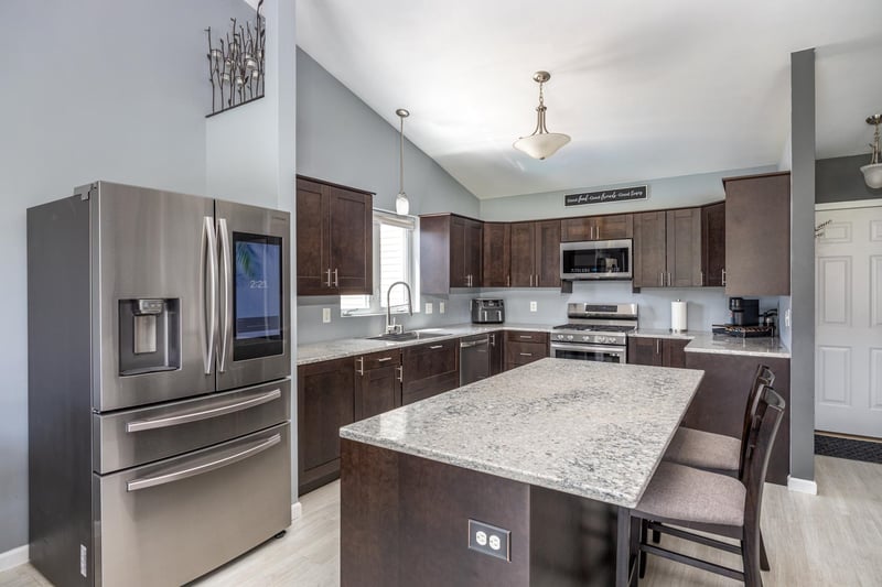 75 Jacob Ave, Oshkosh, WI 54902-7397