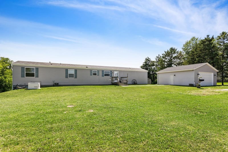 W4543 Faro Springs Rd, Hilbert, WI 54129