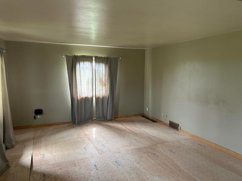 W2337 County Rd E, Cecil, WI 54111