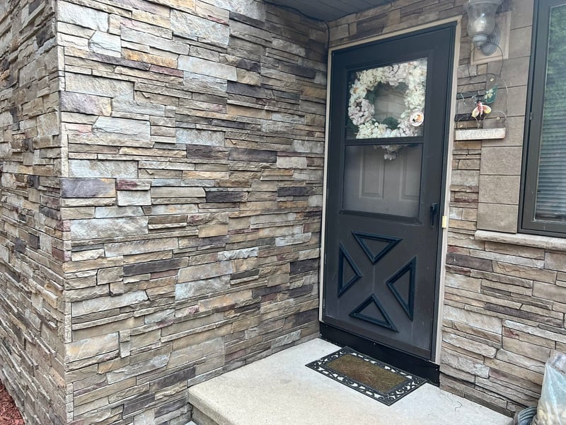 1159 Elmhurst Ln, Oshkosh, WI 54904