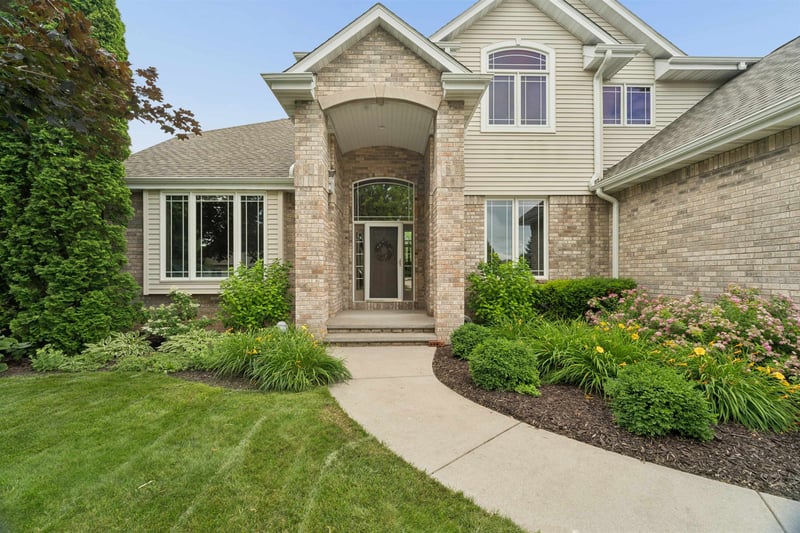 2917 Fallcreek Ln, Appleton, WI 54913