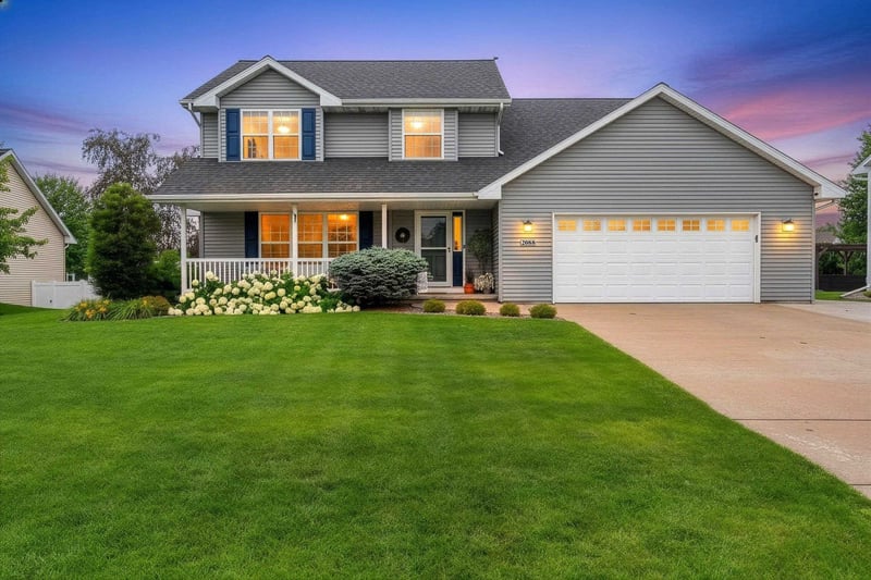 2088 Higgins Hill, De Pere, WI 54115
