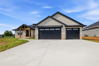 2749 Stelor Dr, Green Bay, WI 54311