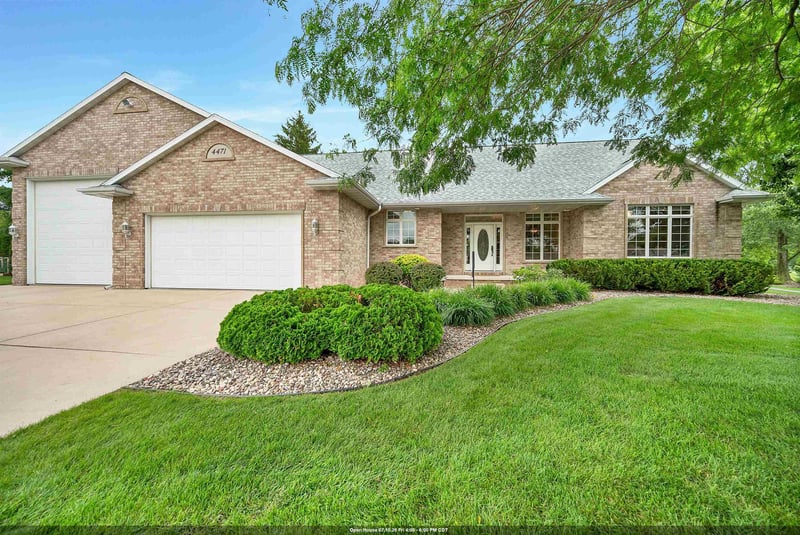 4471 Touchstone Ct, Oneida, WI 54155